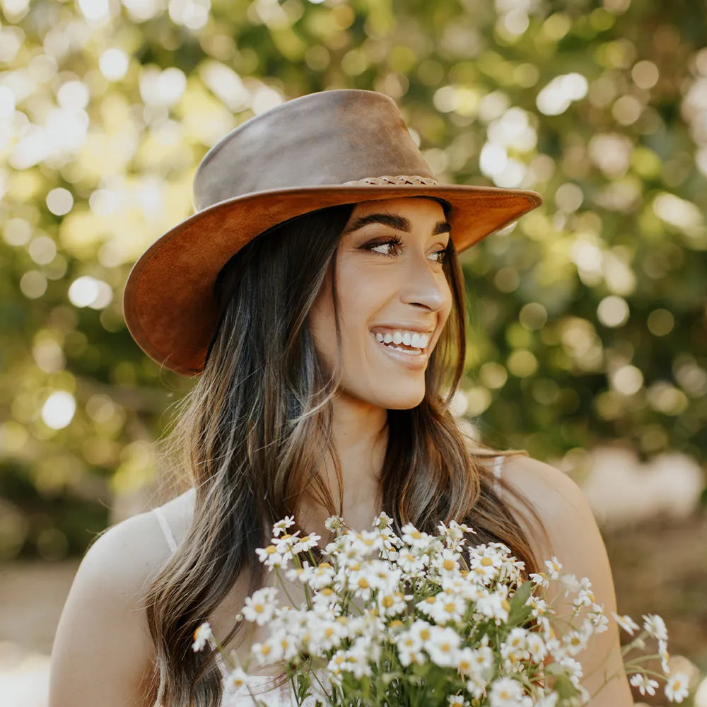Crusher | Womens Leather Crushable Outback Hat
