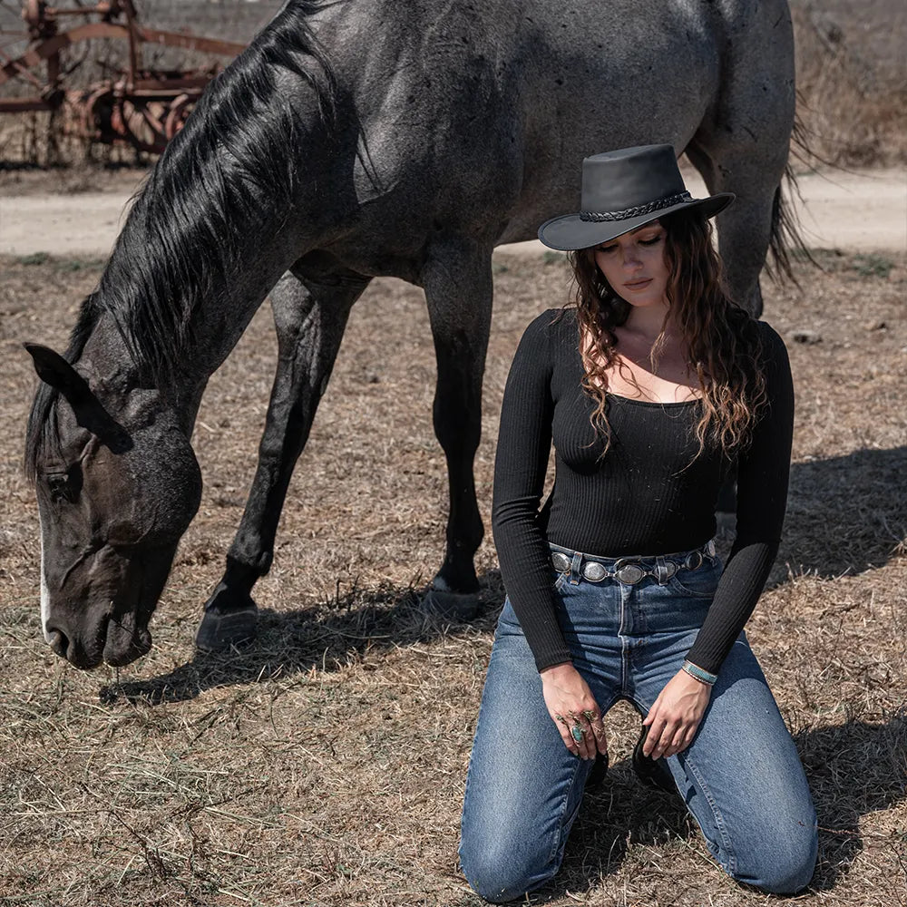 Crusher | Womens Leather Crushable Outback Hat
