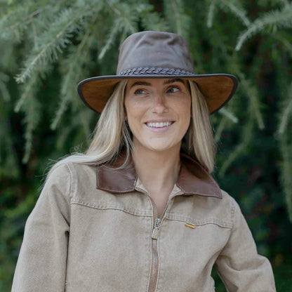 Crusher | Womens Leather Crushable Outback Hat