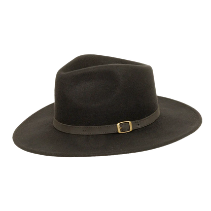 A side angle view of a lassen black outback hat 